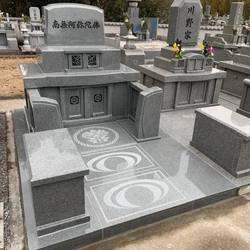 大分市龍音寺墓地　デザイン墓完成のサムネイル